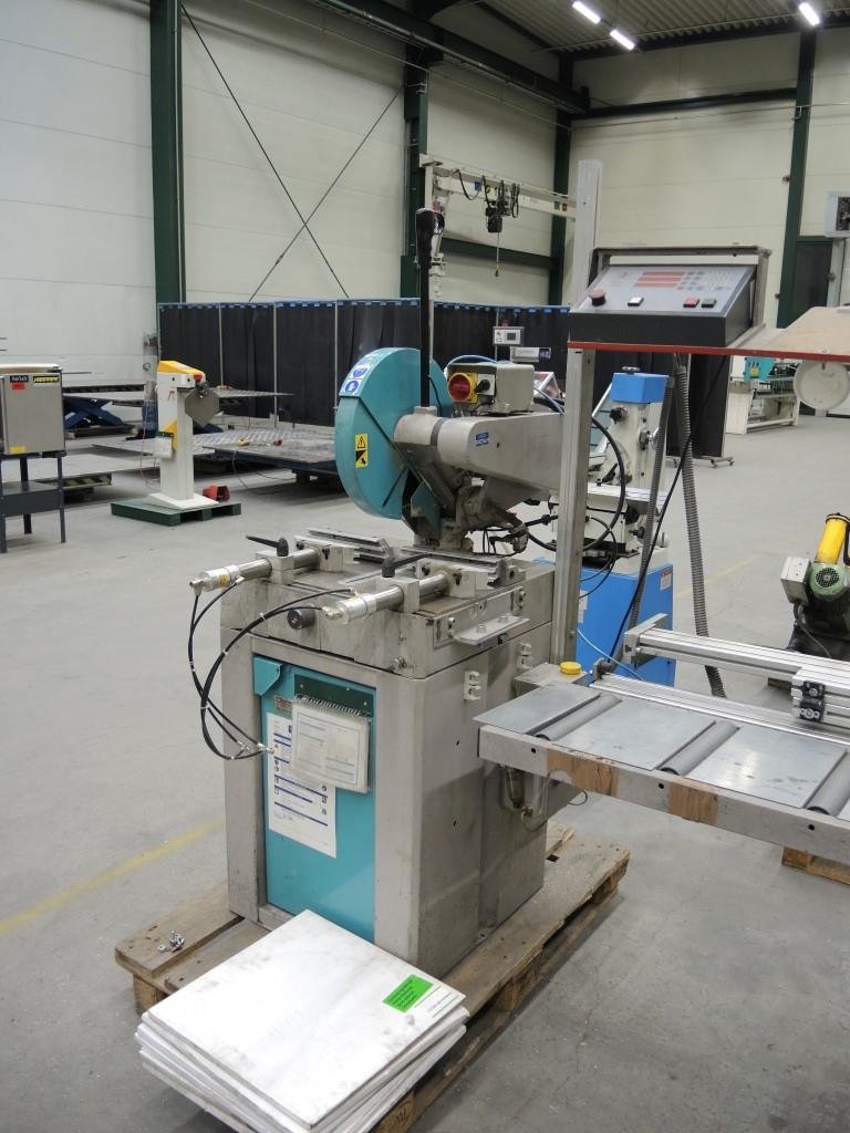 Chapas metálicas e máquinas para trabalhar metais<br><font size="2">Colaboração com Hilco Industrial Acquisitions bv</font><br><img src="/images/hil.png"><br>-3