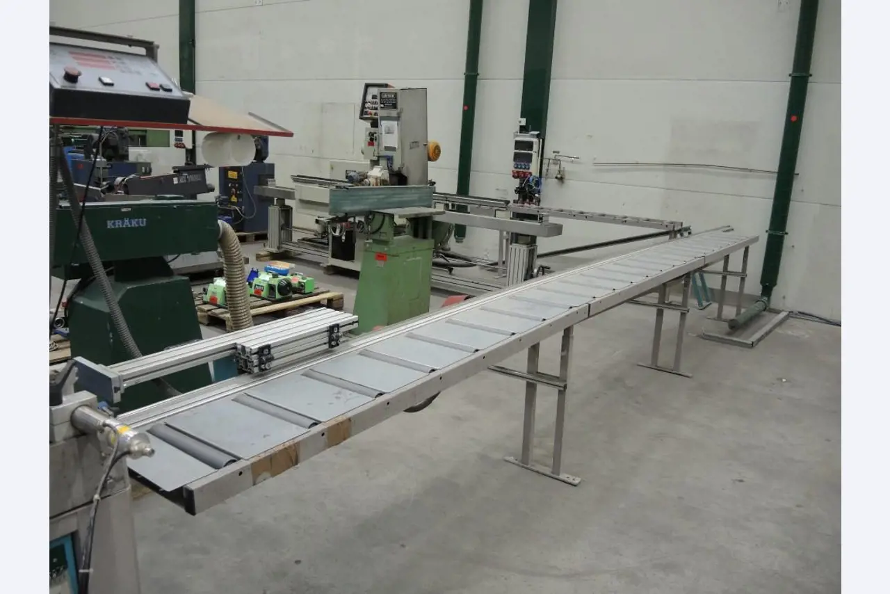 Chapas metálicas e máquinas para trabalhar metais<br><font size="2">Colaboração com Hilco Industrial Acquisitions bv</font><br><img src="/images/hil.png"><br>-7