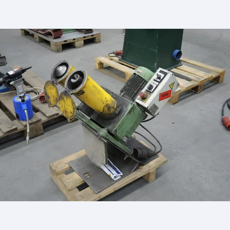 Chapas metálicas e máquinas para trabalhar metais<br><font size="2">Colaboração com Hilco Industrial Acquisitions bv</font><br><img src="/images/hil.png"><br>-1