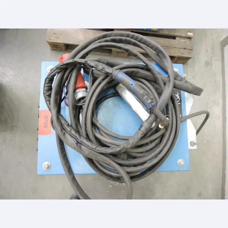 stroje na zpracování plechu a kovoobrábecí<br><font size="2">Ve spolupráci s firmo u Hilco Industrial Acquisitions bv</font><img src="/images/hilco-logo.png">
-5