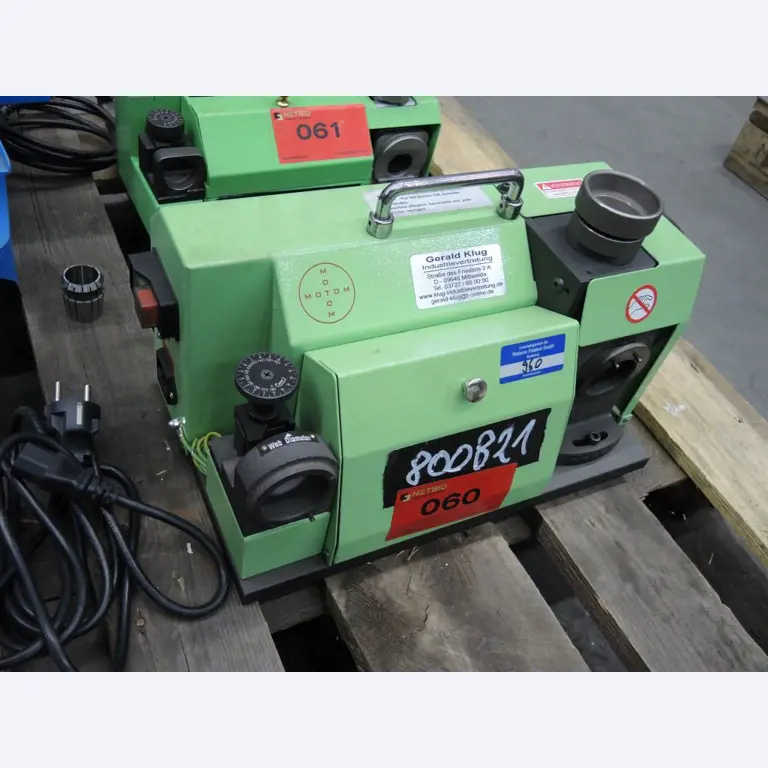 Chapas metálicas e máquinas para trabalhar metais<br><font size="2">Colaboração com Hilco Industrial Acquisitions bv</font><br><img src="/images/hil.png"><br>-4