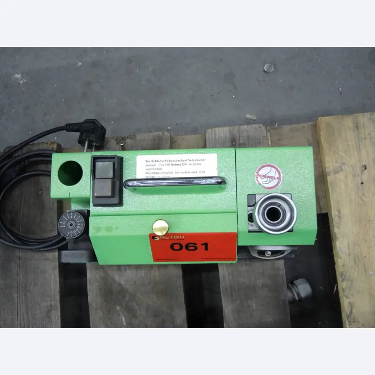 Chapas metálicas e máquinas para trabalhar metais<br><font size="2">Colaboração com Hilco Industrial Acquisitions bv</font><br><img src="/images/hil.png"><br>-2