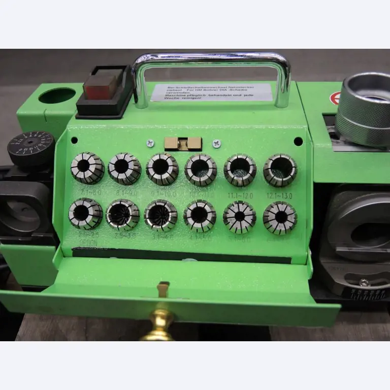 Chapas metálicas e máquinas para trabalhar metais<br><font size="2">Colaboração com Hilco Industrial Acquisitions bv</font><br><img src="/images/hil.png"><br>-4