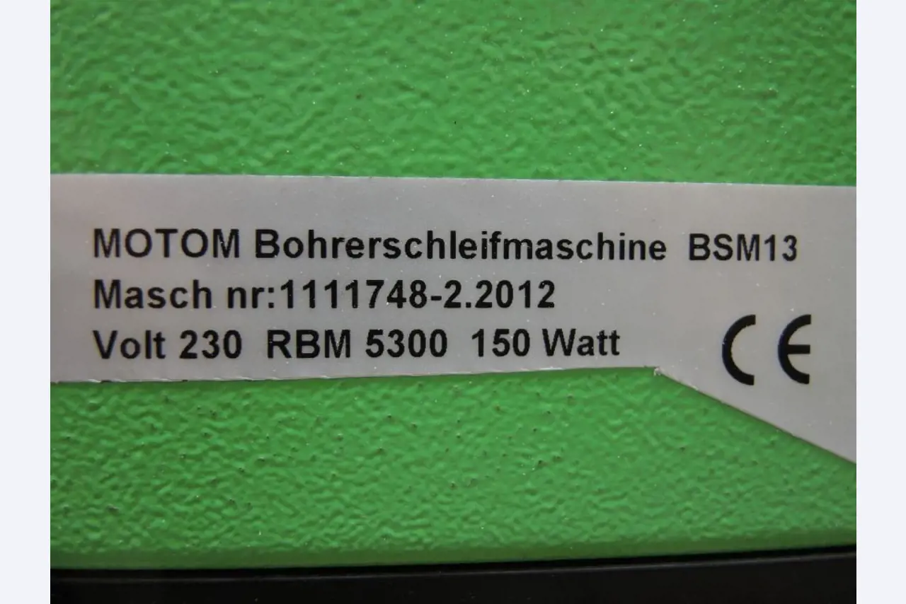 Chapas metálicas e máquinas para trabalhar metais<br><font size="2">Colaboração com Hilco Industrial Acquisitions bv</font><br><img src="/images/hil.png"><br>-5