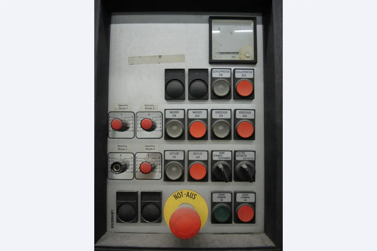 Chapas metálicas e máquinas para trabalhar metais<br><font size="2">Colaboração com Hilco Industrial Acquisitions bv</font><br><img src="/images/hil.png"><br>-10