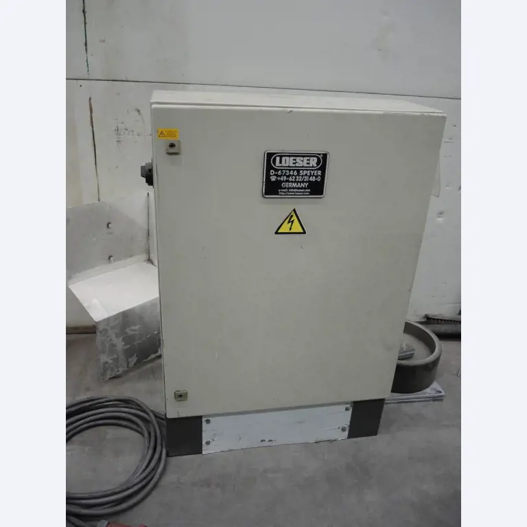 Chapas metálicas e máquinas para trabalhar metais<br><font size="2">Colaboração com Hilco Industrial Acquisitions bv</font><br><img src="/images/hil.png"><br>-2