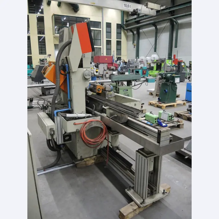 Chapas metálicas e máquinas para trabalhar metais<br><font size="2">Colaboração com Hilco Industrial Acquisitions bv</font><br><img src="/images/hil.png"><br>-9