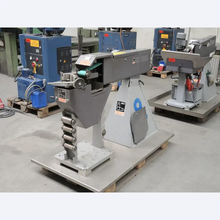 Chapas metálicas e máquinas para trabalhar metais<br><font size="2">Colaboração com Hilco Industrial Acquisitions bv</font><br><img src="/images/hil.png"><br>-1