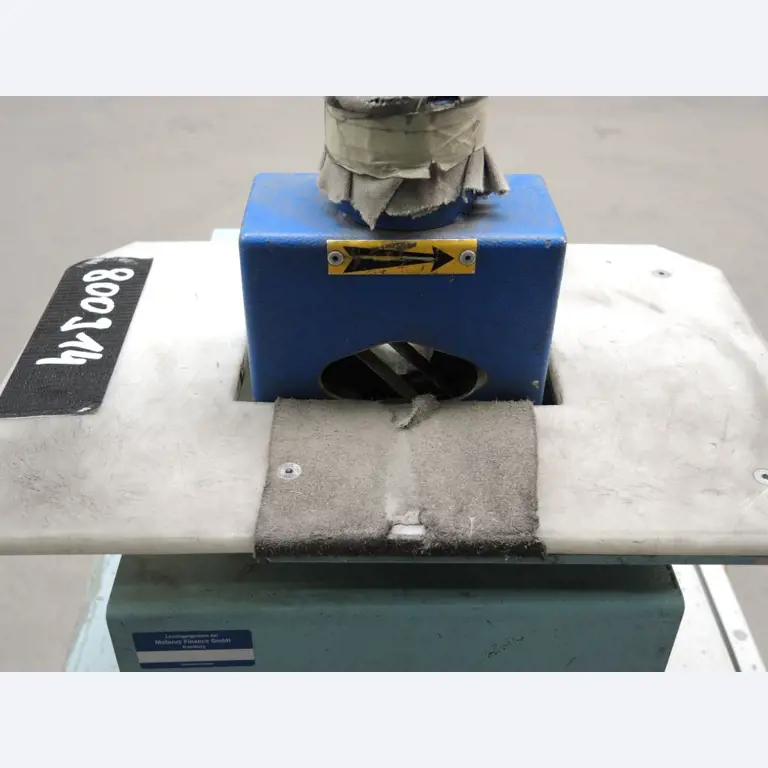 Chapas metálicas e máquinas para trabalhar metais<br><font size="2">Colaboração com Hilco Industrial Acquisitions bv</font><br><img src="/images/hil.png"><br>-3