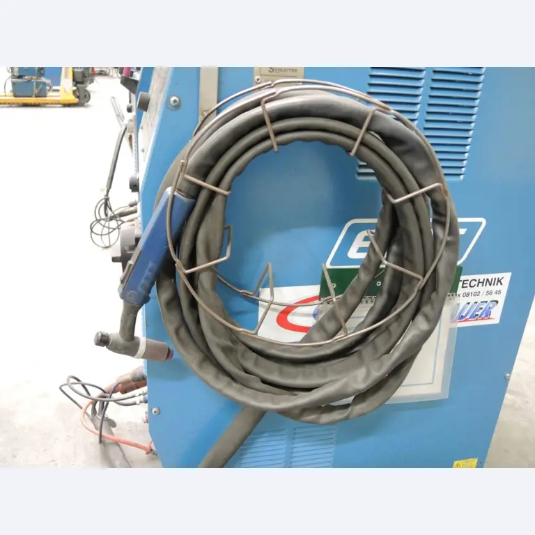 stroje na zpracování plechu a kovoobrábecí<br><font size="2">Ve spolupráci s firmo u Hilco Industrial Acquisitions bv</font><img src="/images/hilco-logo.png">
-4