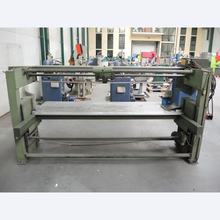 Chapas metálicas e máquinas para trabalhar metais<br><font size="2">Colaboração com Hilco Industrial Acquisitions bv</font><br><img src="/images/hil.png"><br>-4