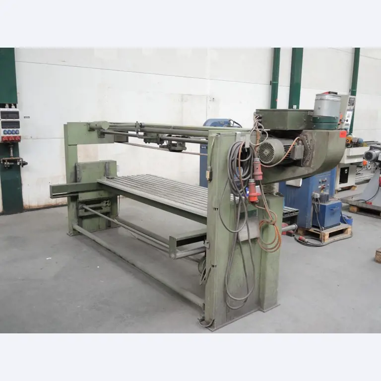 Chapas metálicas e máquinas para trabalhar metais<br><font size="2">Colaboração com Hilco Industrial Acquisitions bv</font><br><img src="/images/hil.png"><br>-5