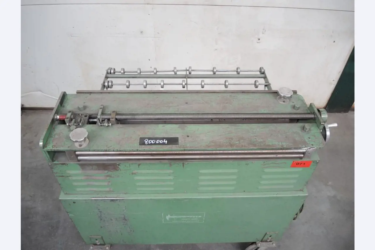 Chapas metálicas e máquinas para trabalhar metais<br><font size="2">Colaboração com Hilco Industrial Acquisitions bv</font><br><img src="/images/hil.png"><br>-2