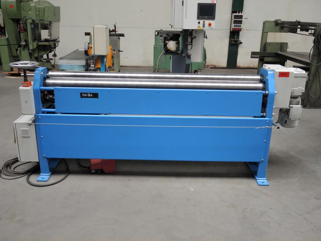 Chapas metálicas e máquinas para trabalhar metais<br><font size="2">Colaboração com Hilco Industrial Acquisitions bv</font><br><img src="/images/hil.png"><br>-2