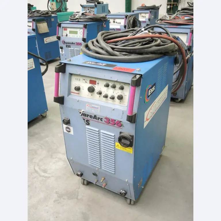 Machines pour le travail de la tôle et des métaux<br><font size="2">Collaboration avec Hilco Industrial Acquisitions bv</font><br><img src="/images/hil.png"><br>-1