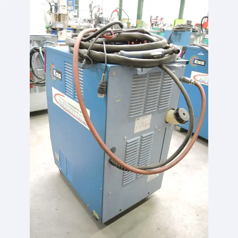 Machines pour le travail de la tôle et des métaux<br><font size="2">Collaboration avec Hilco Industrial Acquisitions bv</font><br><img src="/images/hil.png"><br>-5