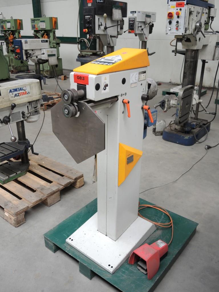 Machines pour le travail de la tôle et des métaux<br><font size="2">Collaboration avec Hilco Industrial Acquisitions bv</font><br><img src="/images/hil.png"><br>-1