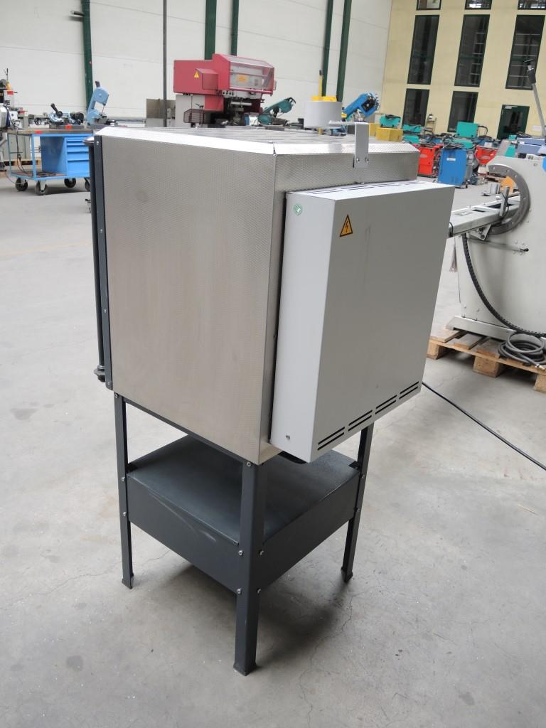 Chapas metálicas e máquinas para trabalhar metais<br><font size="2">Colaboração com Hilco Industrial Acquisitions bv</font><br><img src="/images/hil.png"><br>-3