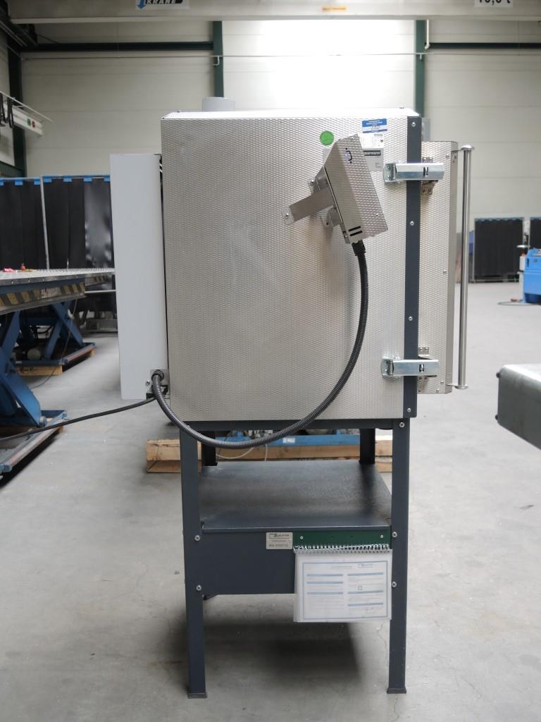 Chapas metálicas e máquinas para trabalhar metais<br><font size="2">Colaboração com Hilco Industrial Acquisitions bv</font><br><img src="/images/hil.png"><br>-4