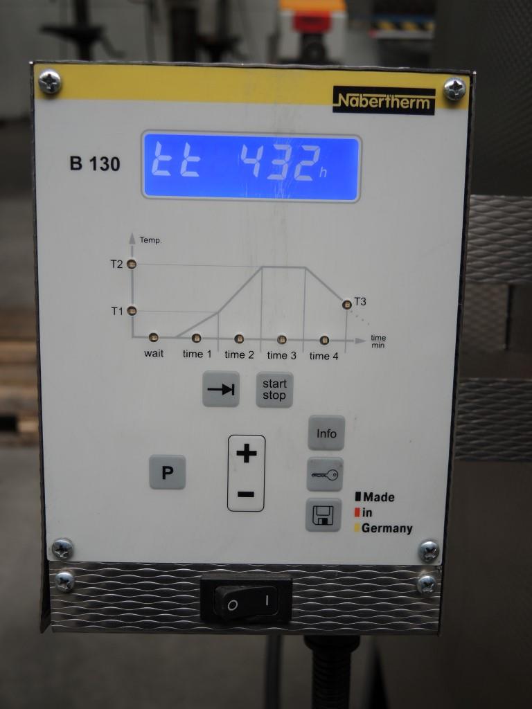 Chapas metálicas e máquinas para trabalhar metais<br><font size="2">Colaboração com Hilco Industrial Acquisitions bv</font><br><img src="/images/hil.png"><br>-6