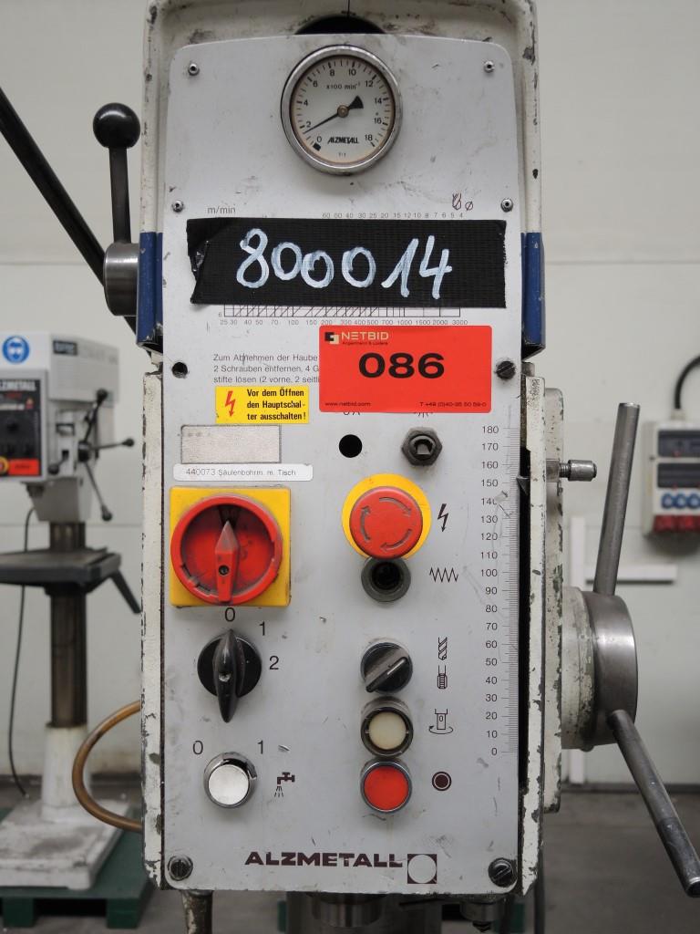 Chapas metálicas e máquinas para trabalhar metais<br><font size="2">Colaboração com Hilco Industrial Acquisitions bv</font><br><img src="/images/hil.png"><br>-6