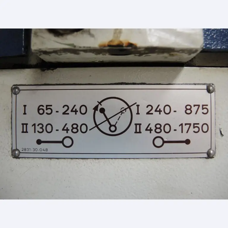 Chapas metálicas e máquinas para trabalhar metais<br><font size="2">Colaboração com Hilco Industrial Acquisitions bv</font><br><img src="/images/hil.png"><br>-8