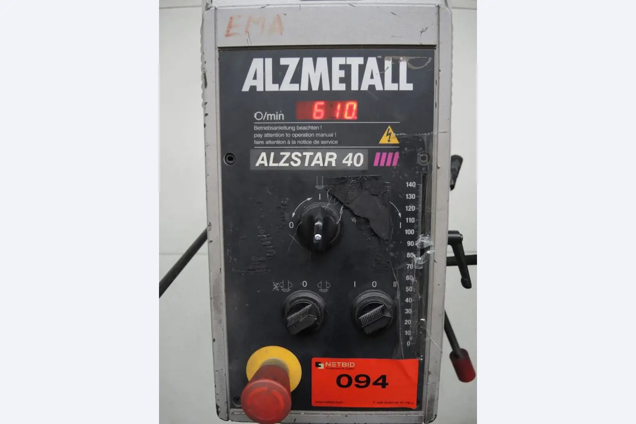 Chapas metálicas e máquinas para trabalhar metais<br><font size="2">Colaboração com Hilco Industrial Acquisitions bv</font><br><img src="/images/hil.png"><br>-5