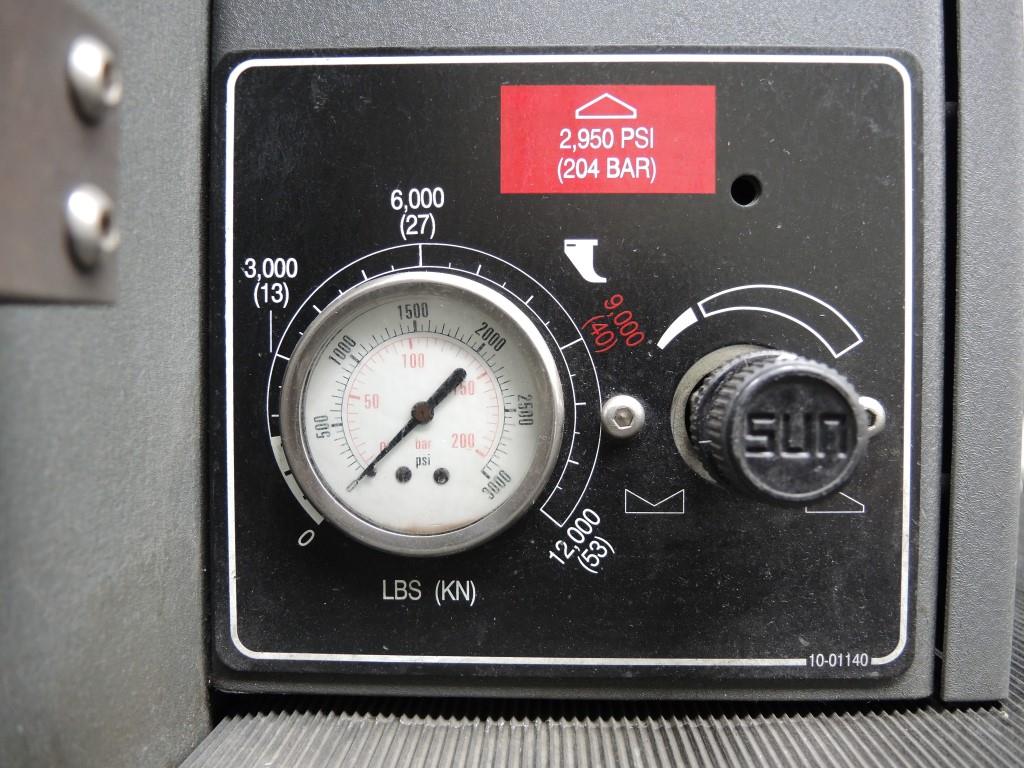 Chapas metálicas e máquinas para trabalhar metais<br><font size="2">Colaboração com Hilco Industrial Acquisitions bv</font><br><img src="/images/hil.png"><br>-7