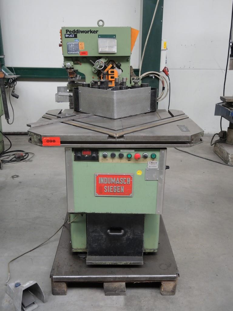 Blech- und Metallbearbeitungsmaschinen<br><font size="2">Zusammenarbeit mit Hilco Industrial Acquisitions bv</font><br><img src="/images/hil.png"><br>-2