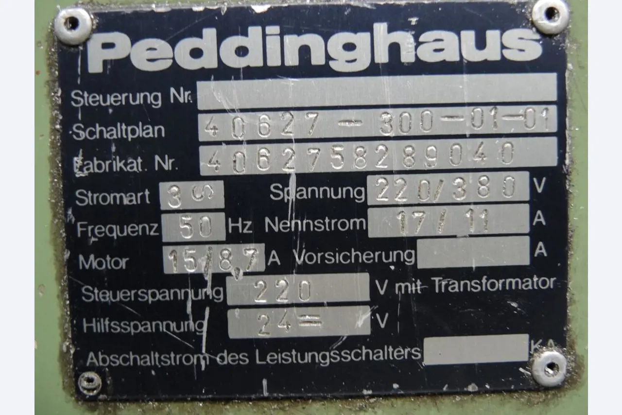 Chapas metálicas e máquinas para trabalhar metais<br><font size="2">Colaboração com Hilco Industrial Acquisitions bv</font><br><img src="/images/hil.png"><br>-9