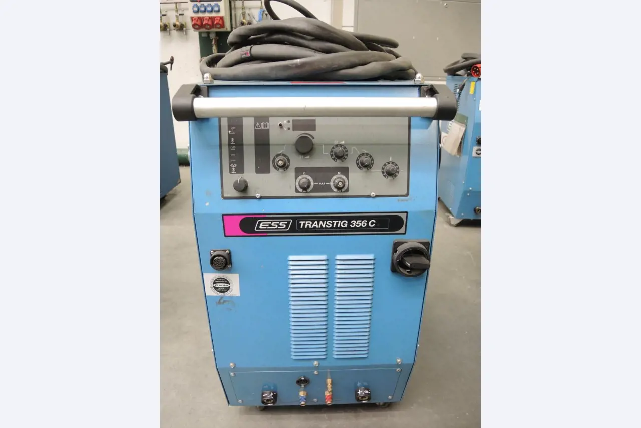 Chapas metálicas e máquinas para trabalhar metais<br><font size="2">Colaboração com Hilco Industrial Acquisitions bv</font><br><img src="/images/hil.png"><br>-2