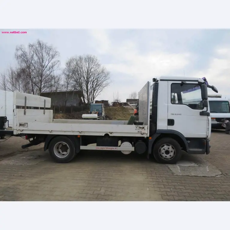 Utility vehicles, agricultural vehicles, construction machinery -1