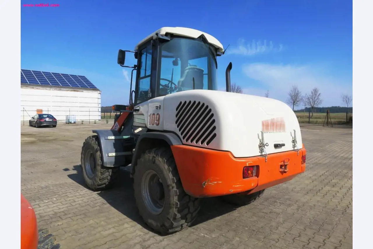 Utility vehicles, agricultural vehicles, construction machinery -4