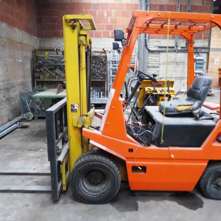 Diesel forklift truck TCM FD 15 Z 15 C