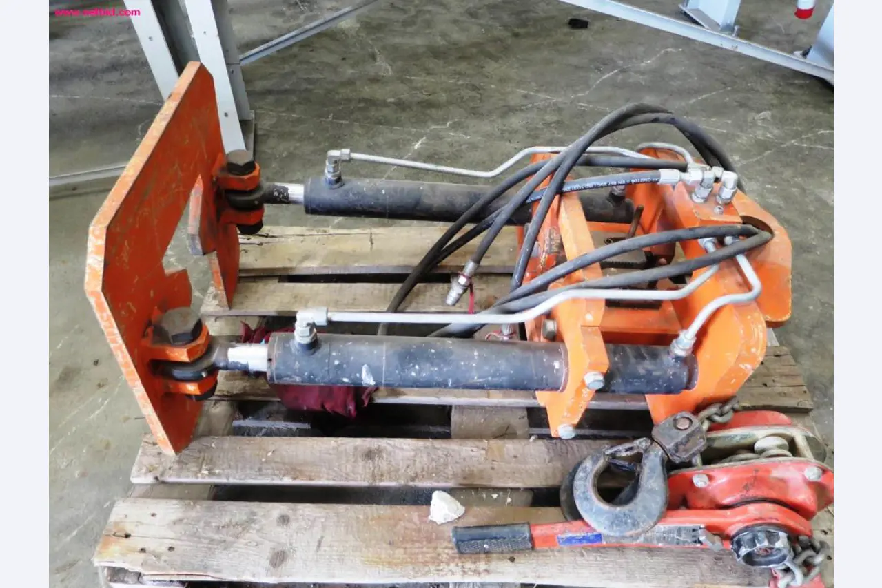 Utility vehicles, agricultural vehicles, construction machinery -1