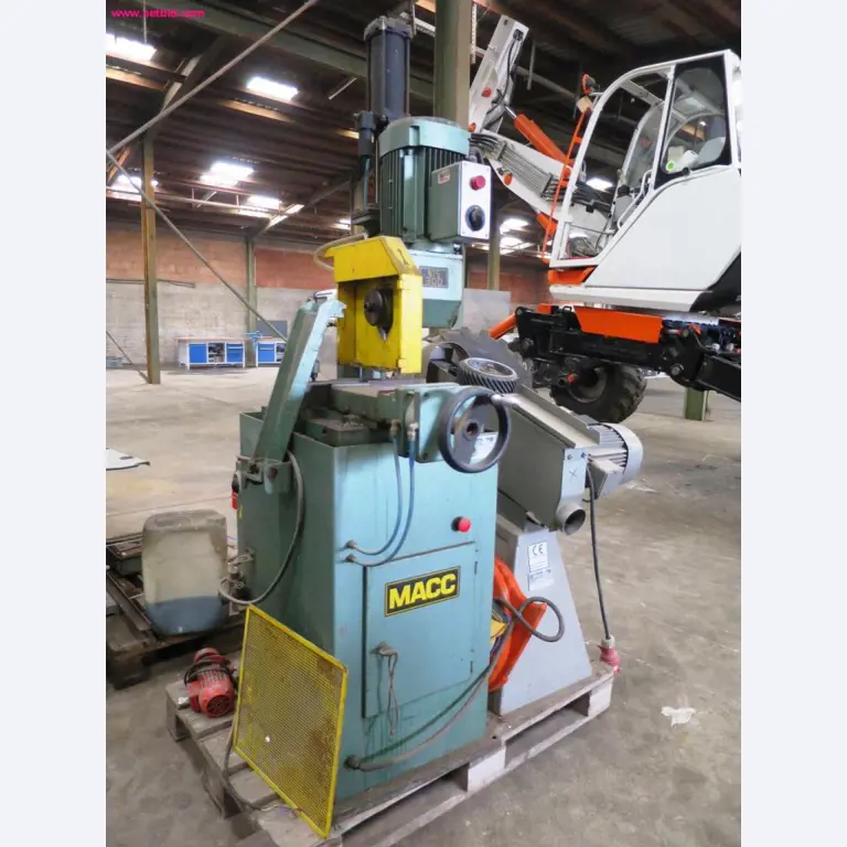 Utility vehicles, agricultural vehicles, construction machinery -2