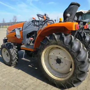 Tractor municipal (220) Iseki TH4 335AL