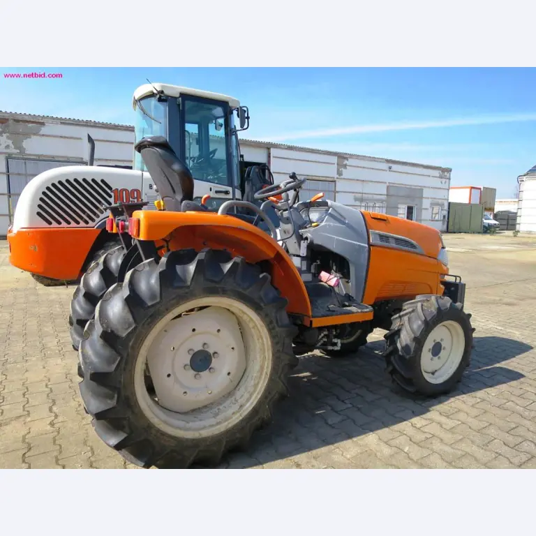 Utility vehicles, agricultural vehicles, construction machinery -2