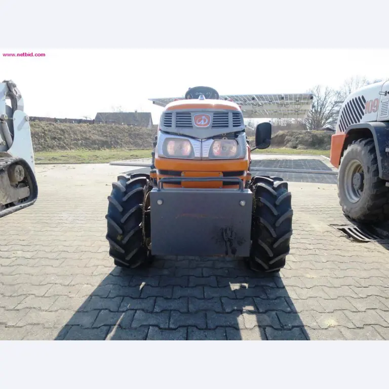 Utility vehicles, agricultural vehicles, construction machinery -3