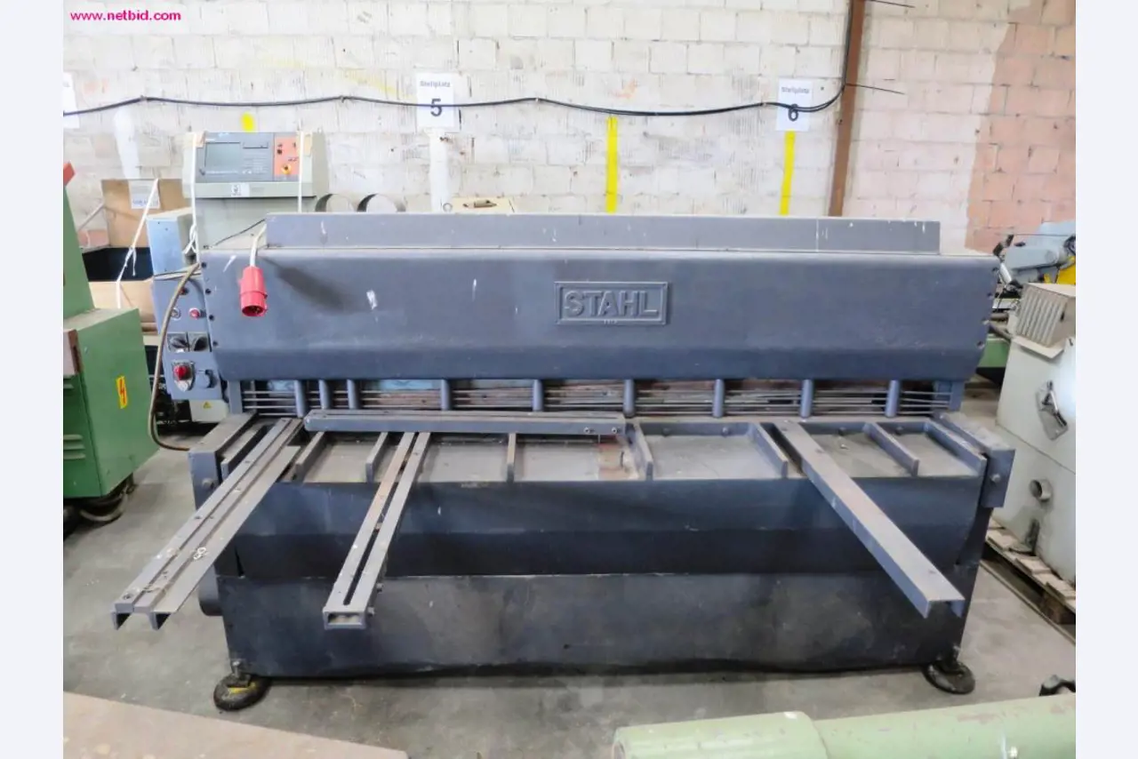 Utility vehicles, agricultural vehicles, construction machinery -2