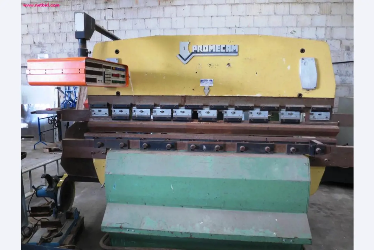 Utility vehicles, agricultural vehicles, construction machinery -1