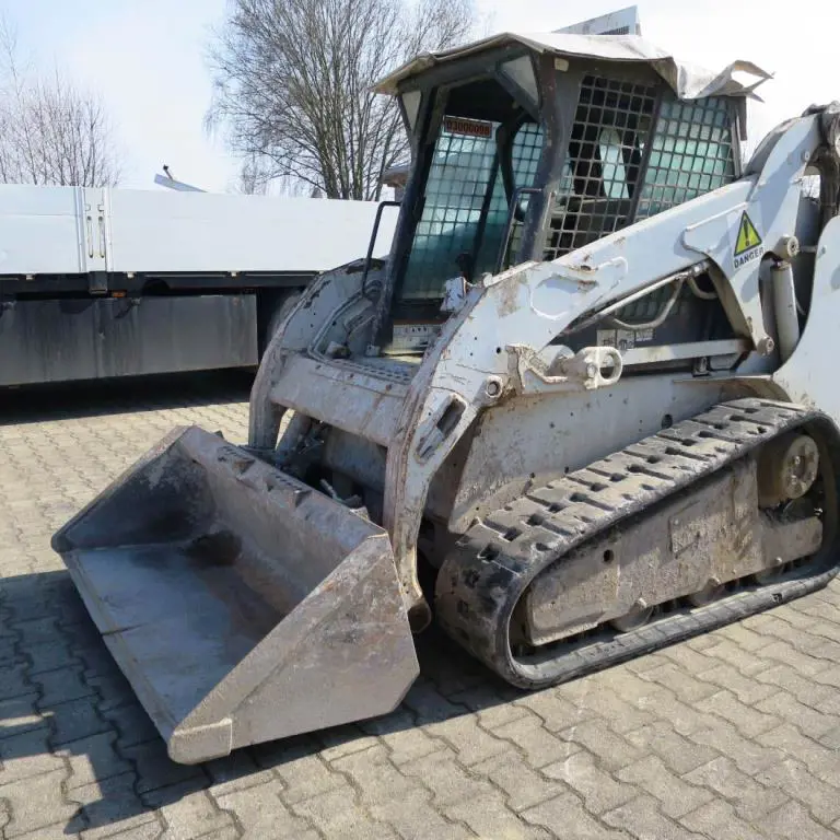 Ładowarka o sterowaniu burtowym Bobcat T190