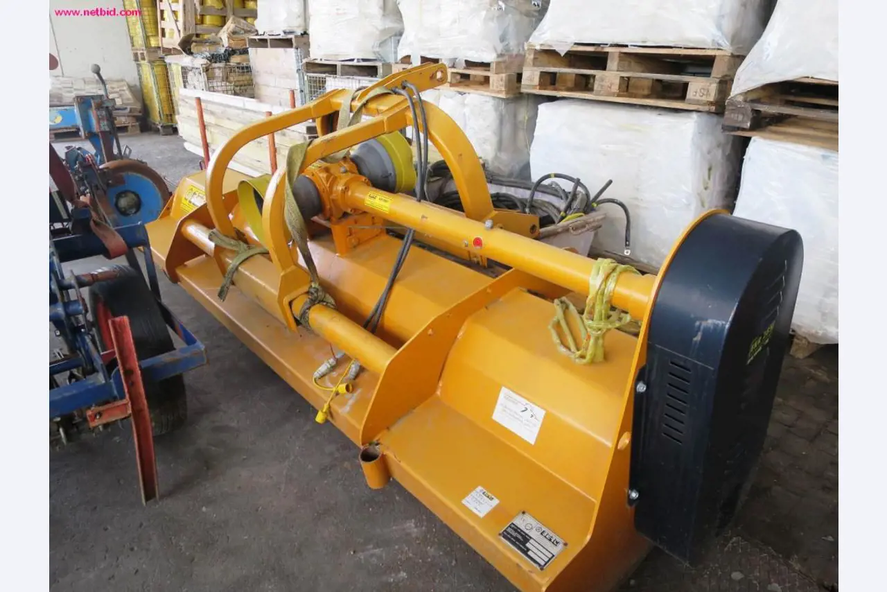 Bedrijfsvoertuigen Bouwmachines Landbouwmachines-1