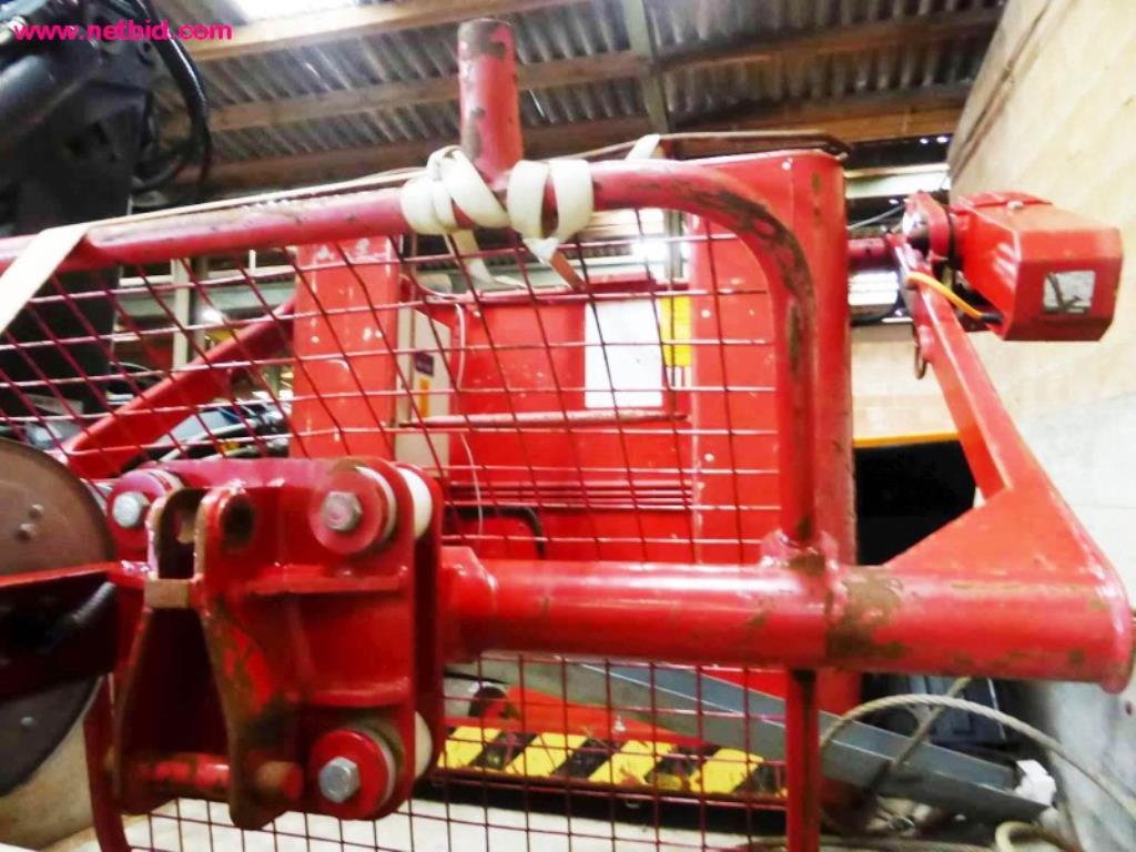 Utility vehicles, agricultural vehicles, construction machinery -12