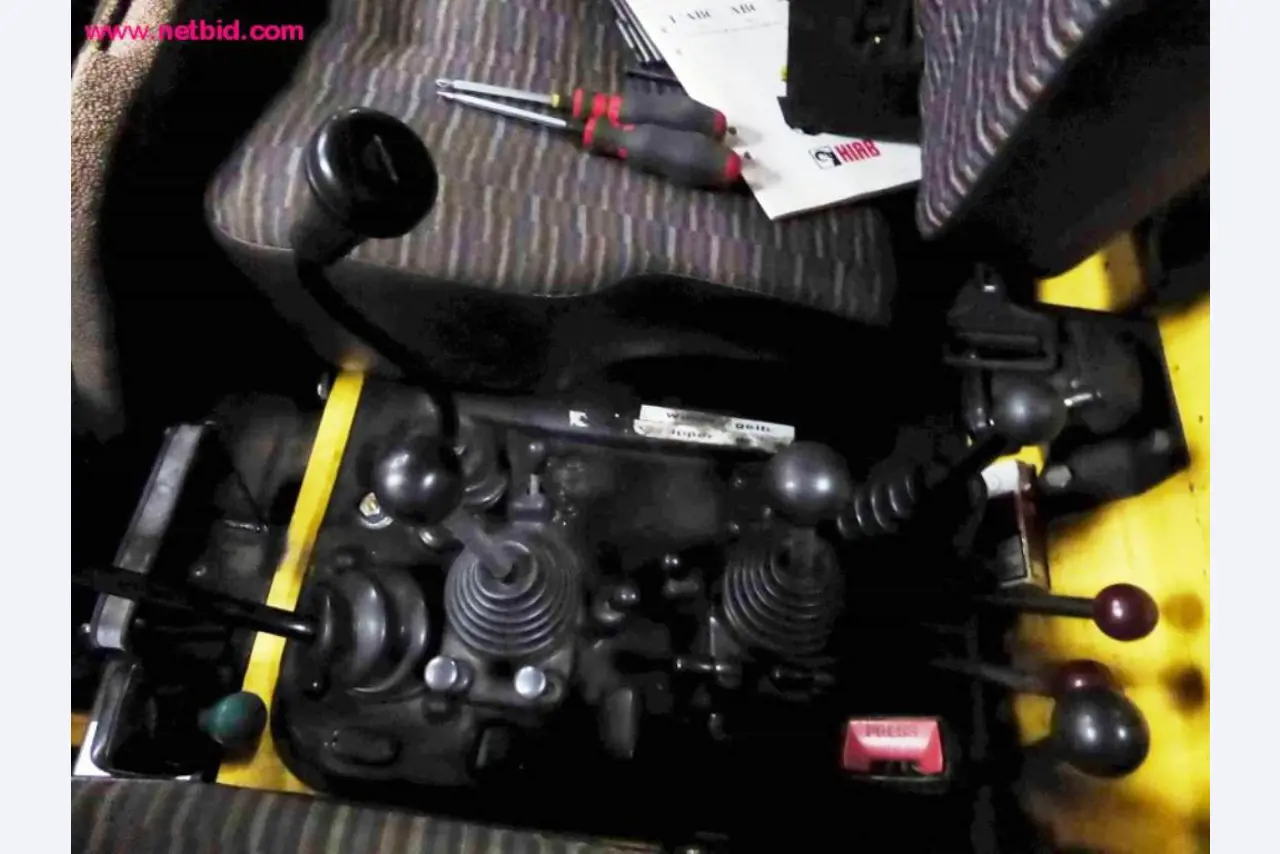 Bedrijfsvoertuigen Bouwmachines Landbouwmachines-4