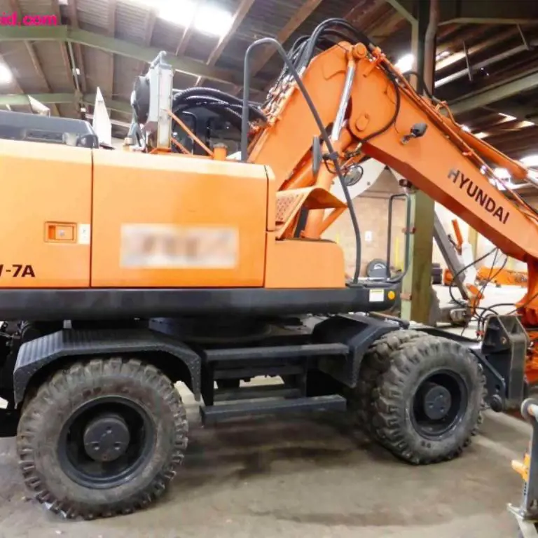 Excavadora móvil hidráulica Hyundai ROBEX 170-W7A