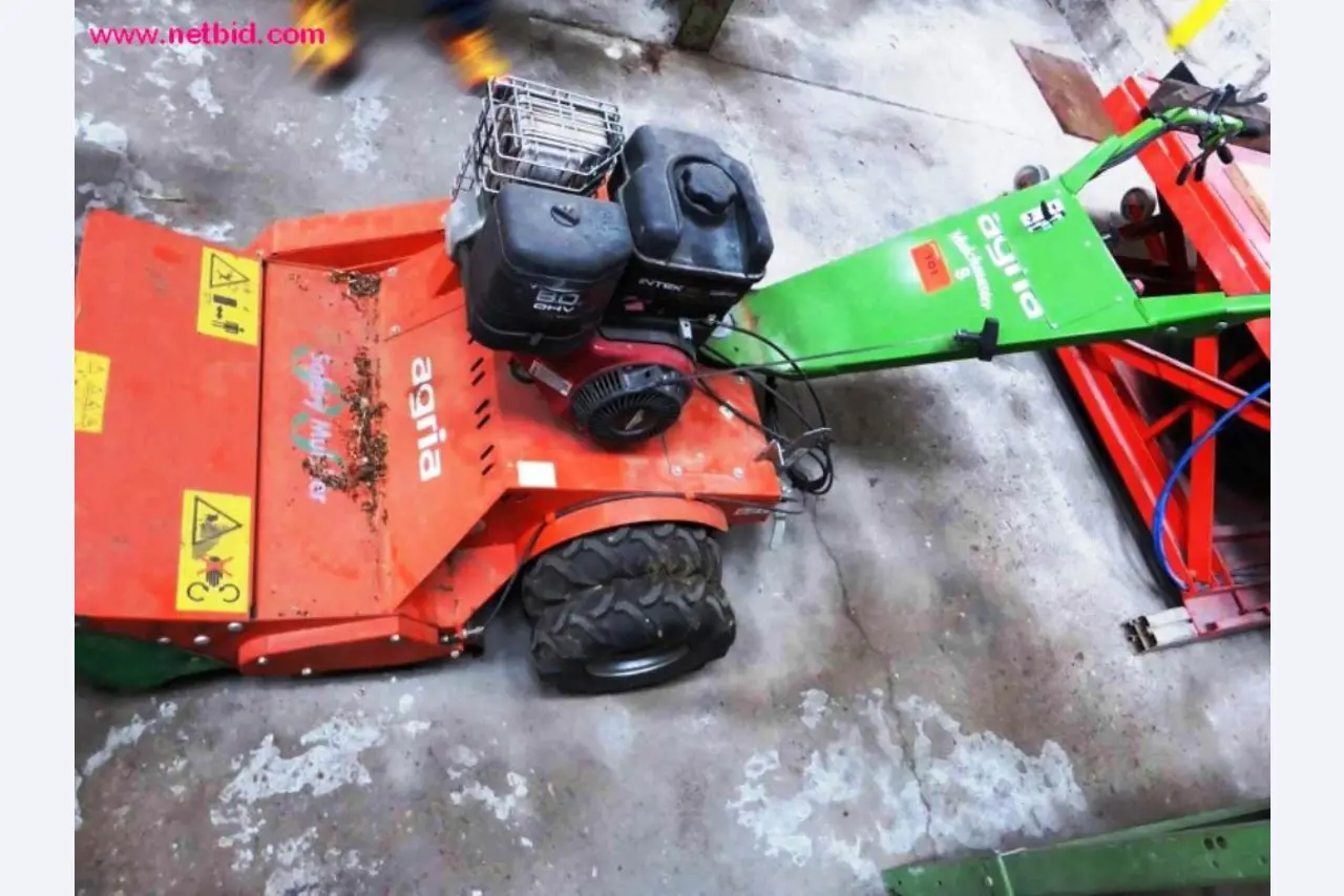 Bedrijfsvoertuigen Bouwmachines Landbouwmachines-1