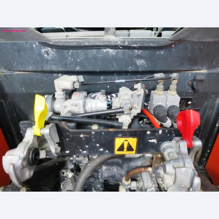 Nutzfahrzeuge Baumaschinen Landmaschinen-13