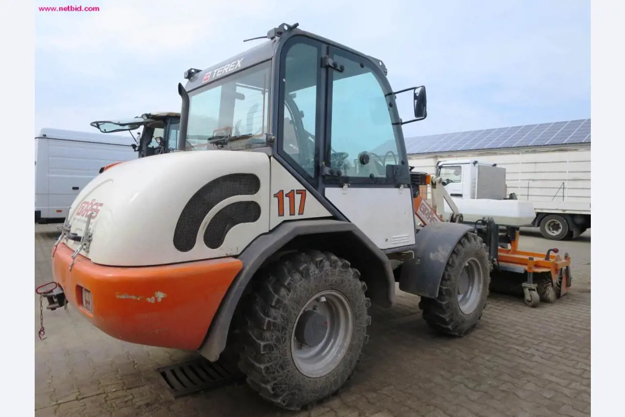 Utility vehicles, agricultural vehicles, construction machinery -3