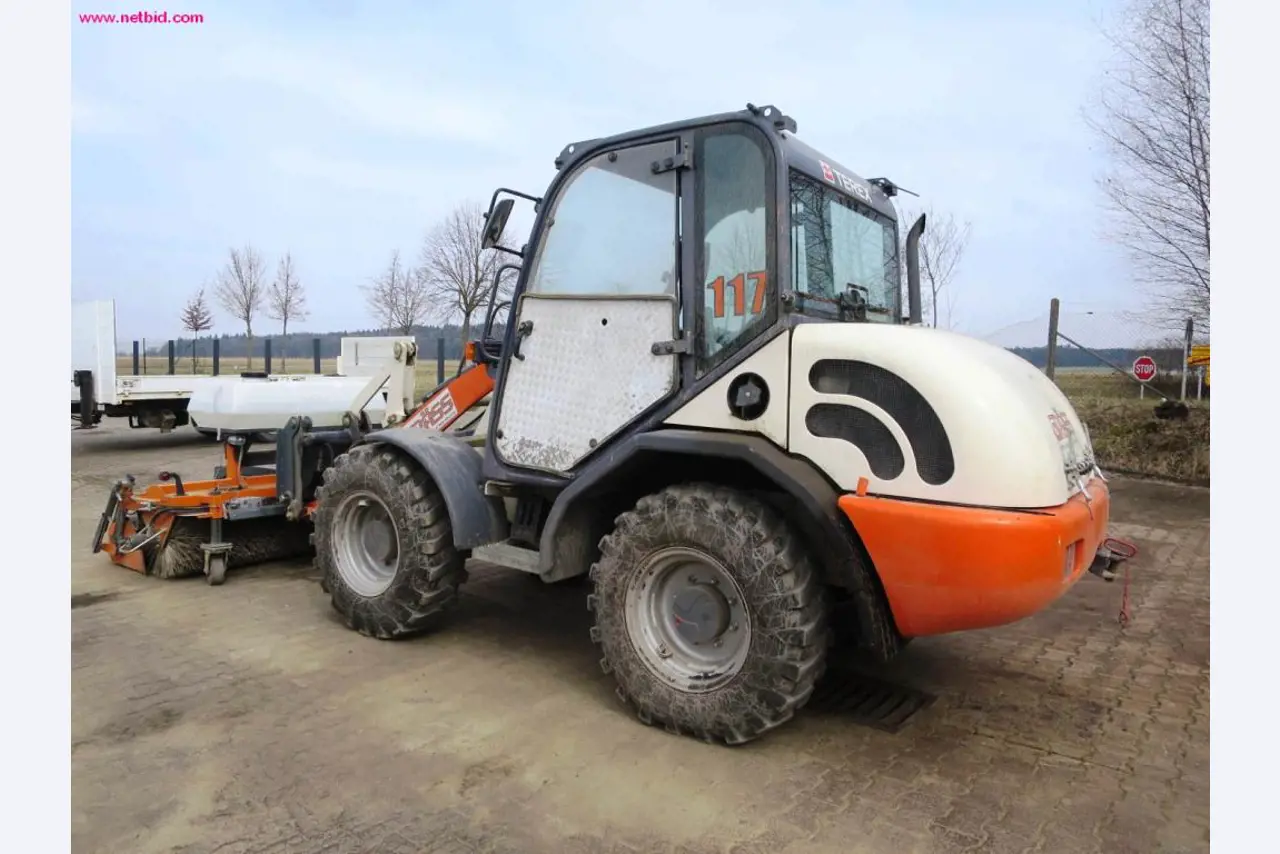 Utility vehicles, agricultural vehicles, construction machinery -4